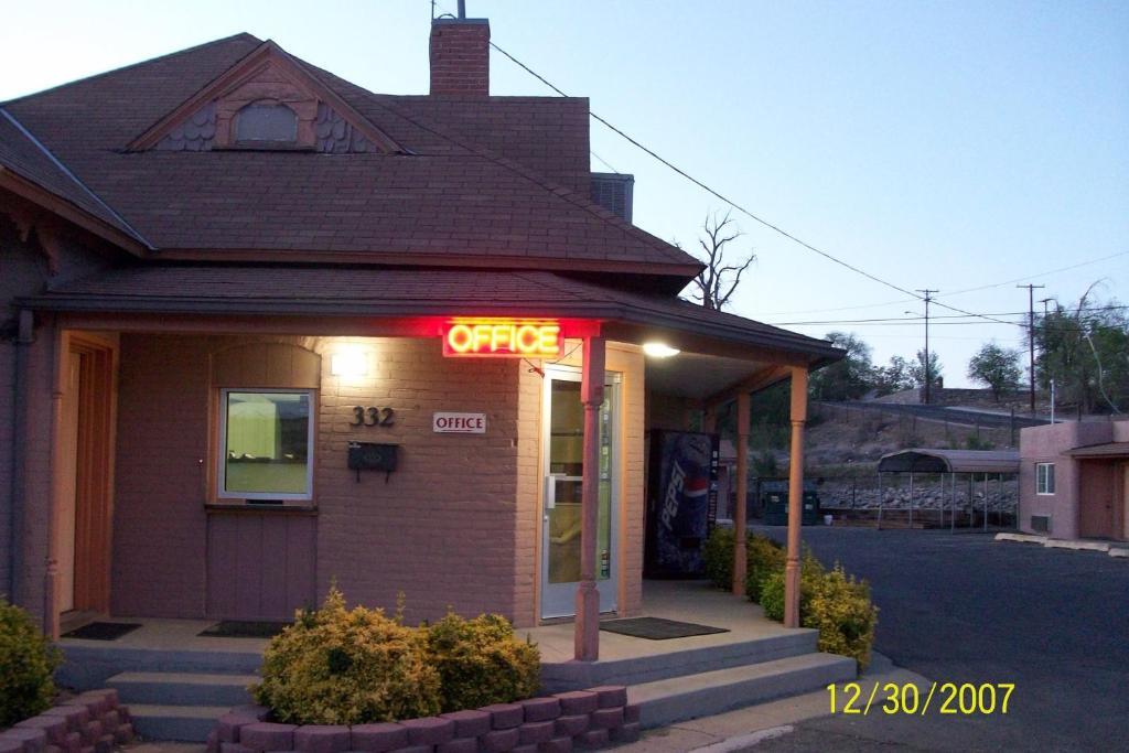 Economy Inn ファーミントン エクステリア 写真